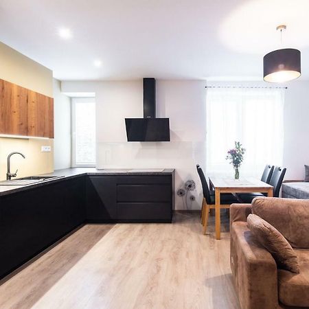 Newly Renovated, Full Equipped And Quiet Apartment 特尔纳瓦 外观 照片